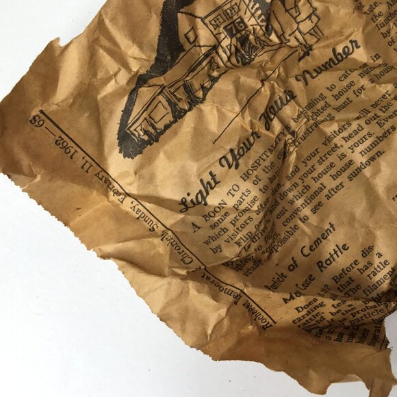 VTG LYKES ? Trade Mark Child Display Boot Black Red Crackle Decor 1962 Newspaper - Picture 3 of 13